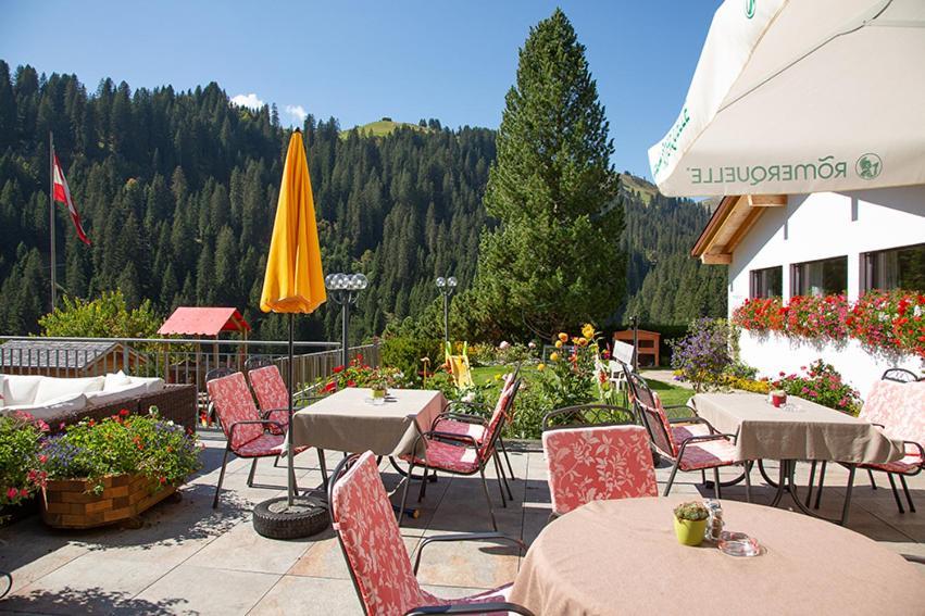 Hotel Alpenblume ダーミュルス エクステリア 写真
