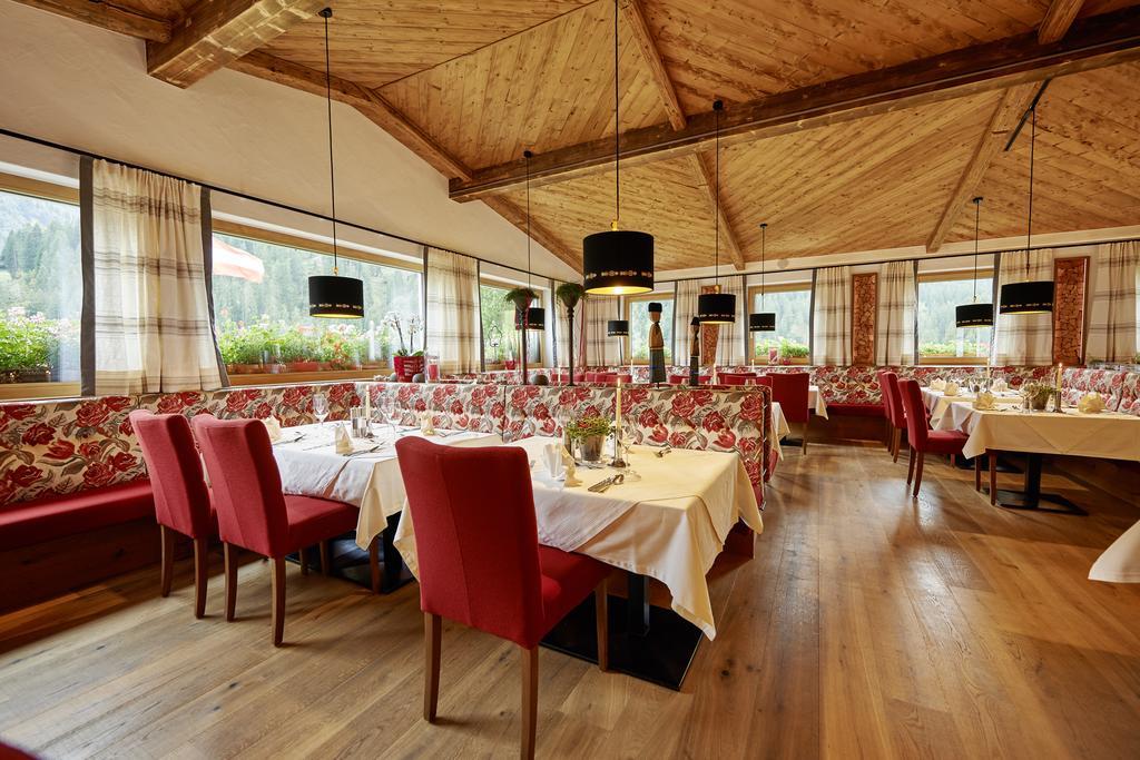 Hotel Alpenblume ダーミュルス エクステリア 写真