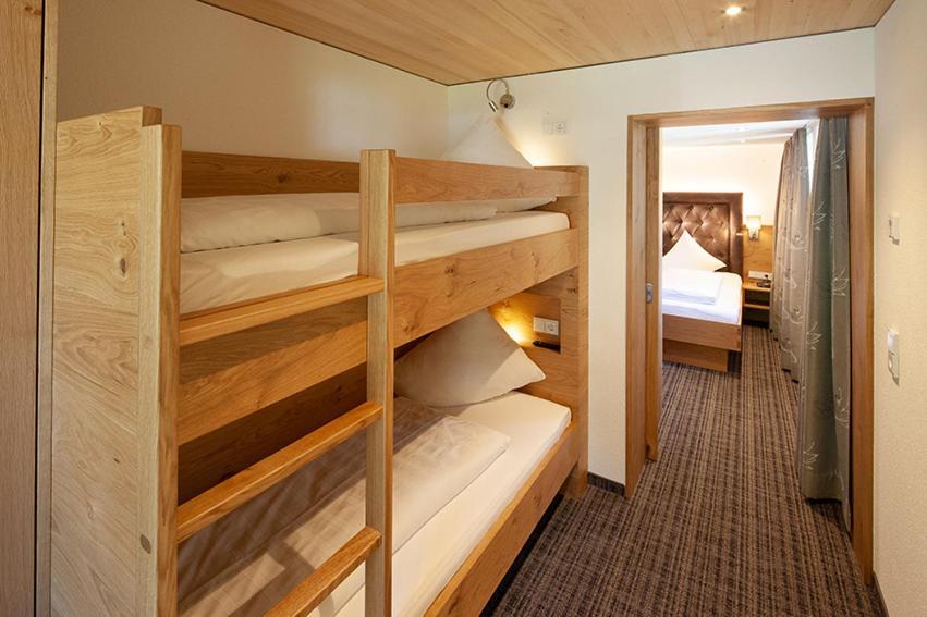 Hotel Alpenblume ダーミュルス エクステリア 写真