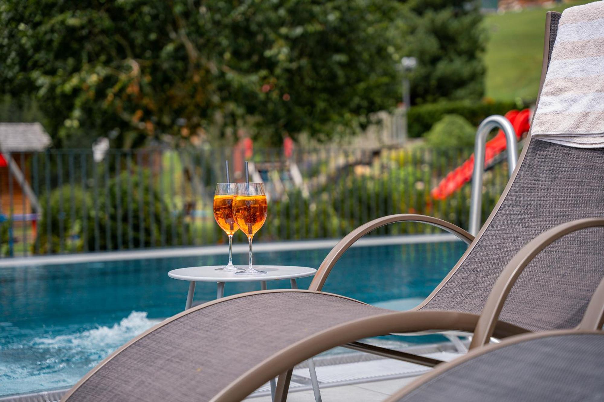 Hotel Alpenblume ダーミュルス エクステリア 写真