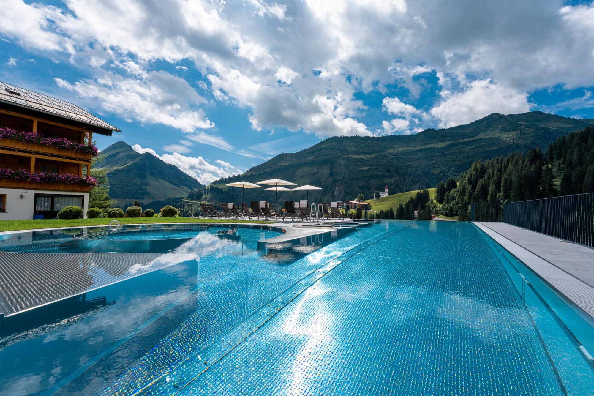 Hotel Alpenblume ダーミュルス エクステリア 写真