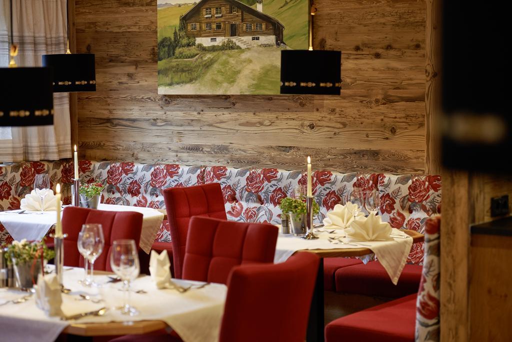 Hotel Alpenblume ダーミュルス エクステリア 写真
