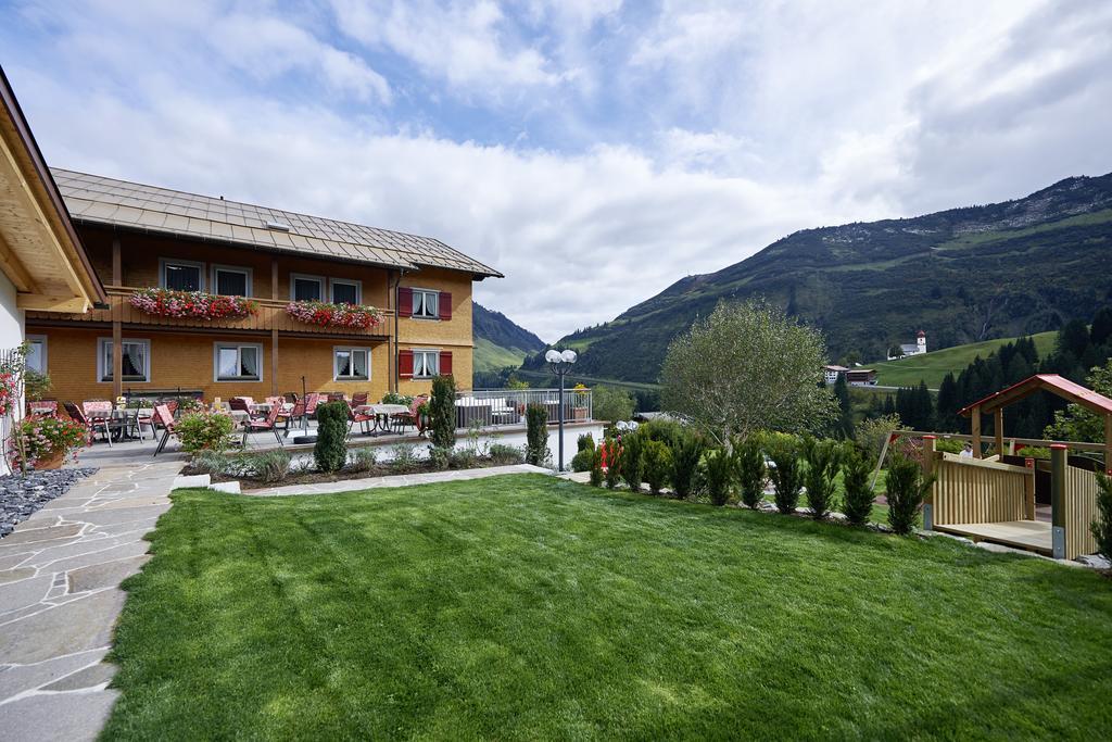 Hotel Alpenblume ダーミュルス エクステリア 写真
